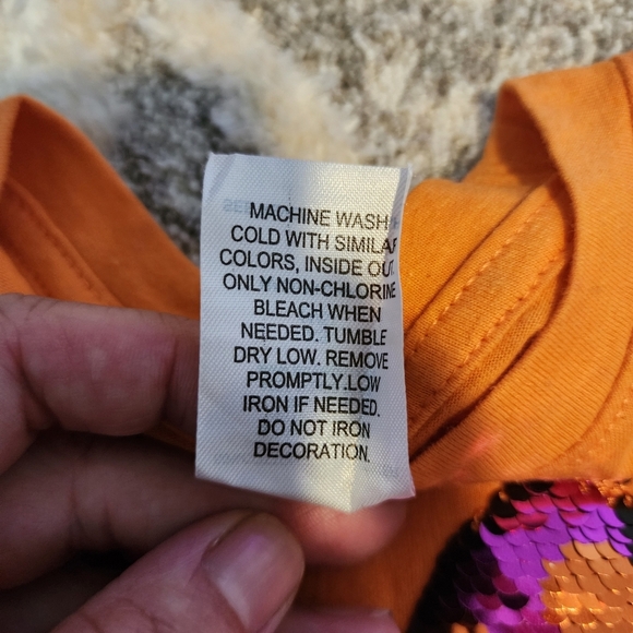 Disney Halloween Orange Long Sleeve Tee T-Shirt Minnie Mouse Sequin Bow Girls XS - Picture 7 of 8